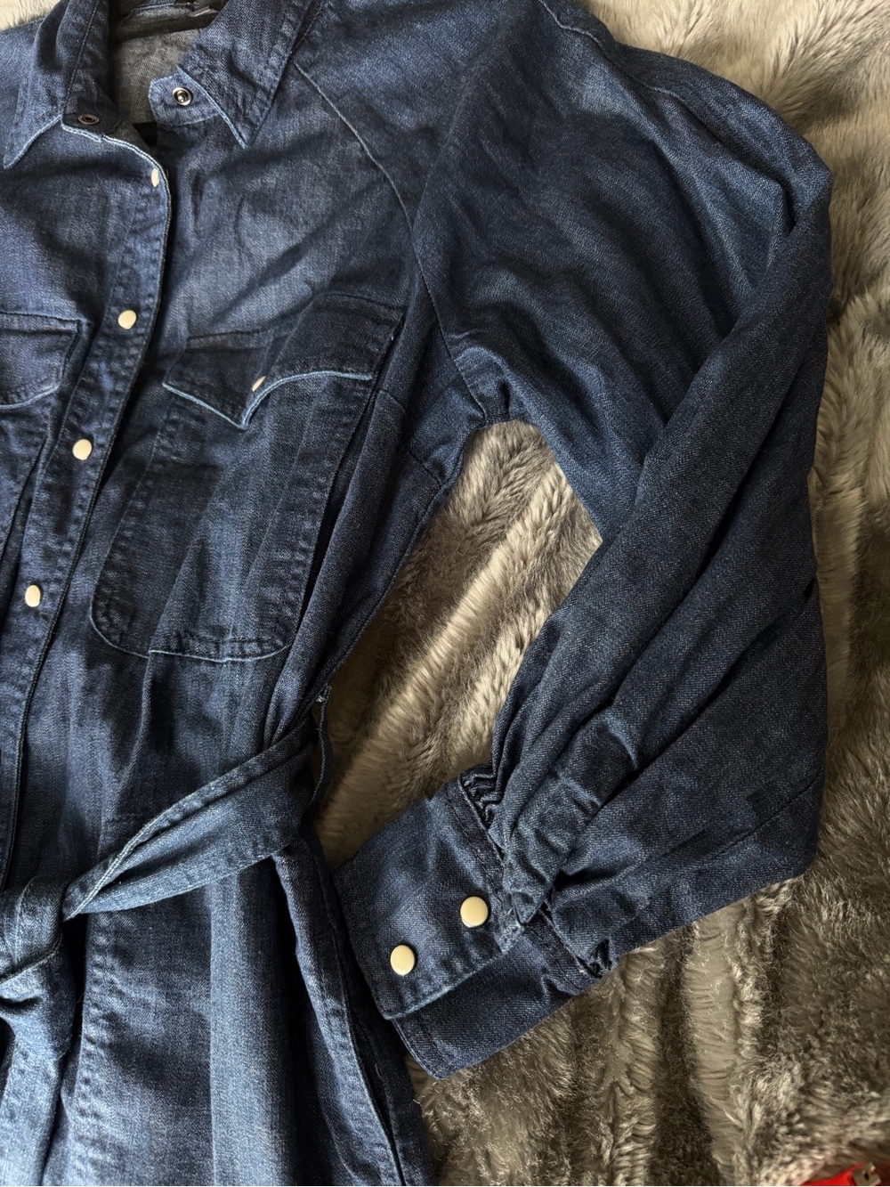 Banana Republic belted denim midi dress - Picture 7 of 15